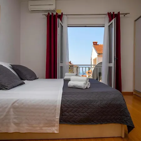 Ivana - Sea View Apartment With Garage Makarska Exterior photo